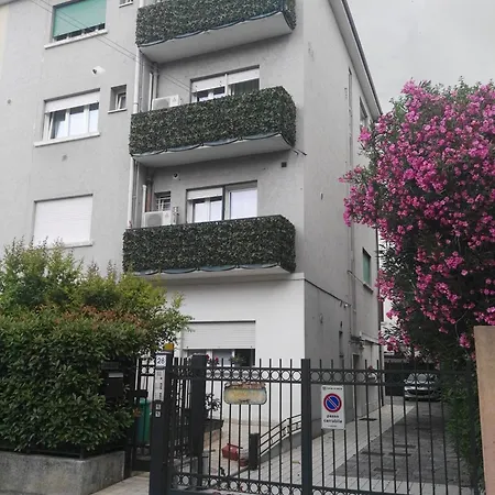 With Children In Venice Apartment Mestre