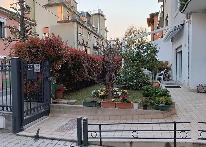 With Children In Venice *