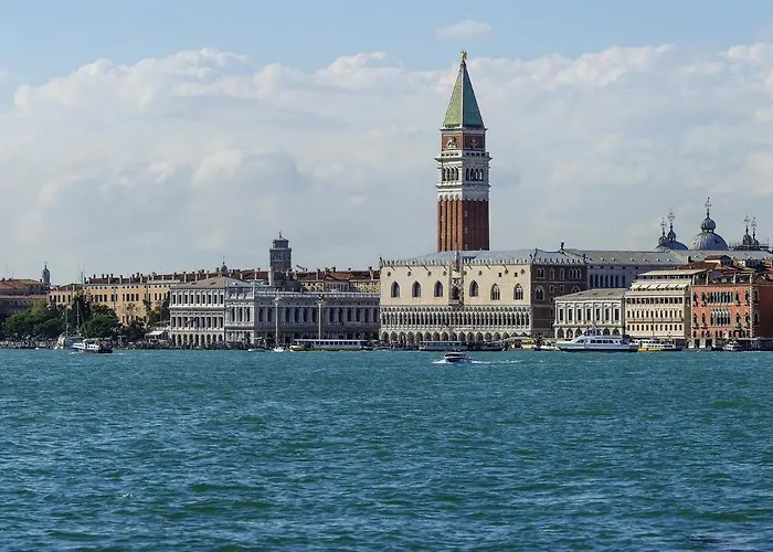 With Children In Venice Apartment Mestre