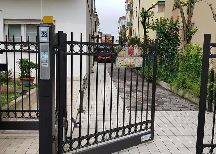 Apartment With Children In Venice
